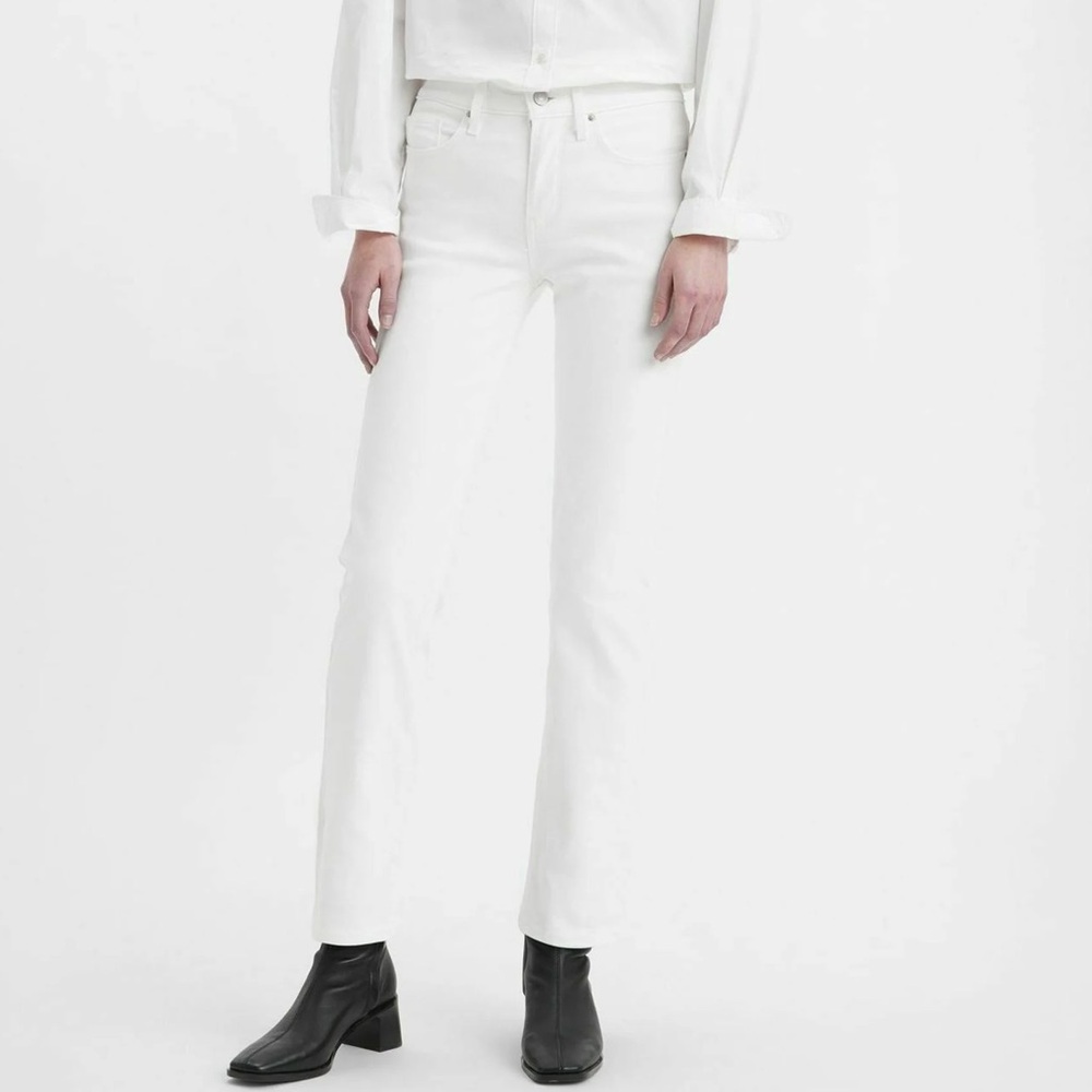 Levis 314 Shaping Straight Jeans